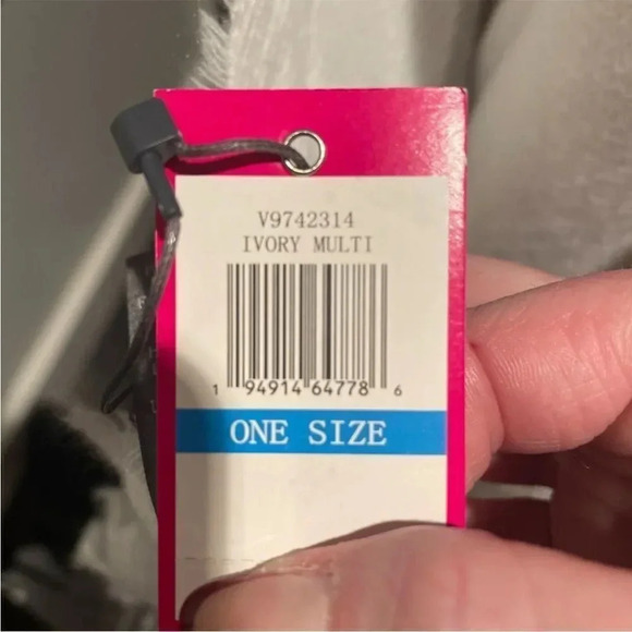 VINCE CAMUTO COZY LARGE SCARF IVORY/MULTI PLAID O/S - Picture 2 of 11